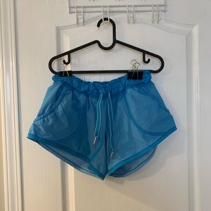 Lululemon shorts size 6